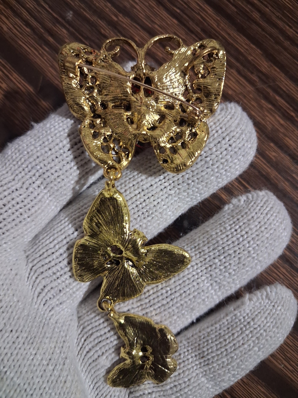 Red Crystal Butterfly Pendant Necklace - Unbranded - Picture 3 of 5